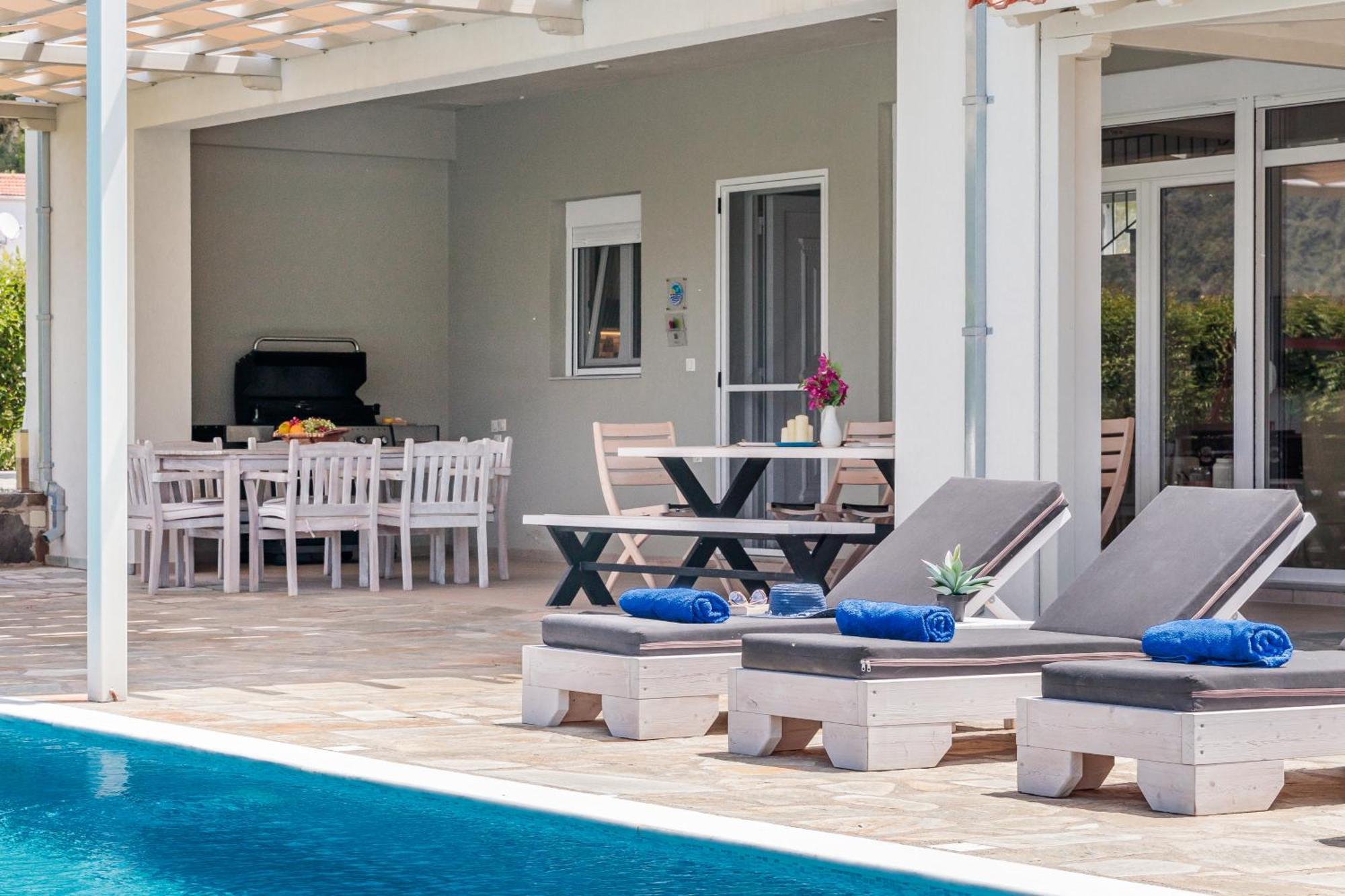 Villa Aelia By Kardous Alikias Buitenkant foto
